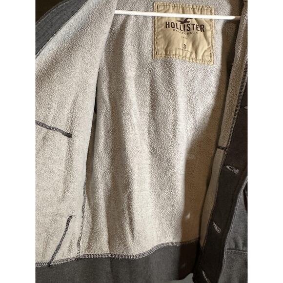 Hollister Jacket Womens Small Gray Sherpa Lined Hooded Button Up Sweatshirt Coat - Picture 6 of 7